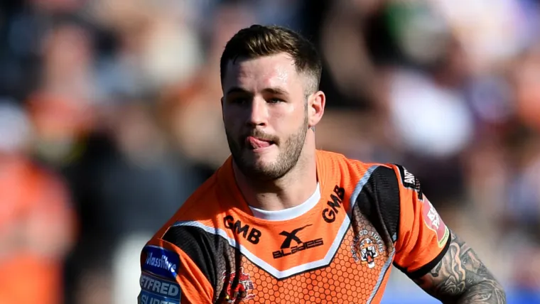 Zak Hardaker Fue Hair Transplant